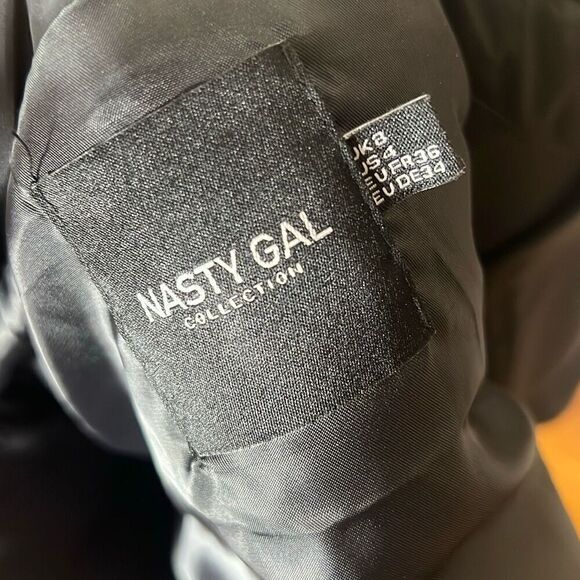 Nasty Gal Padded Puffer Super Cropped Jacket Black Size 4 Size 4 - Picture 5 of 9